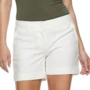 NWT INC Bright White High Waisted Short Size 4